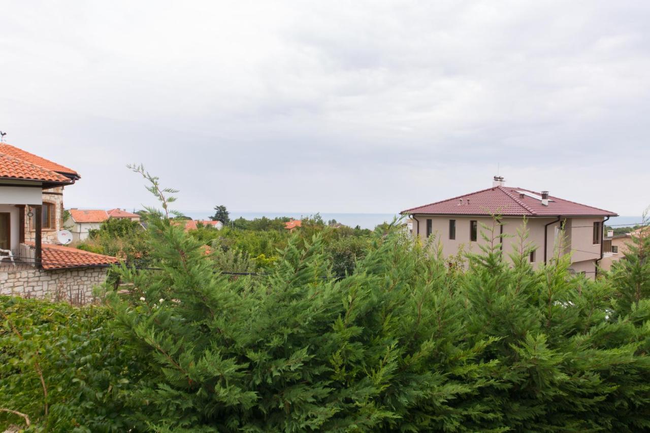 Guest House By The Captain Varna Eksteriør bilde